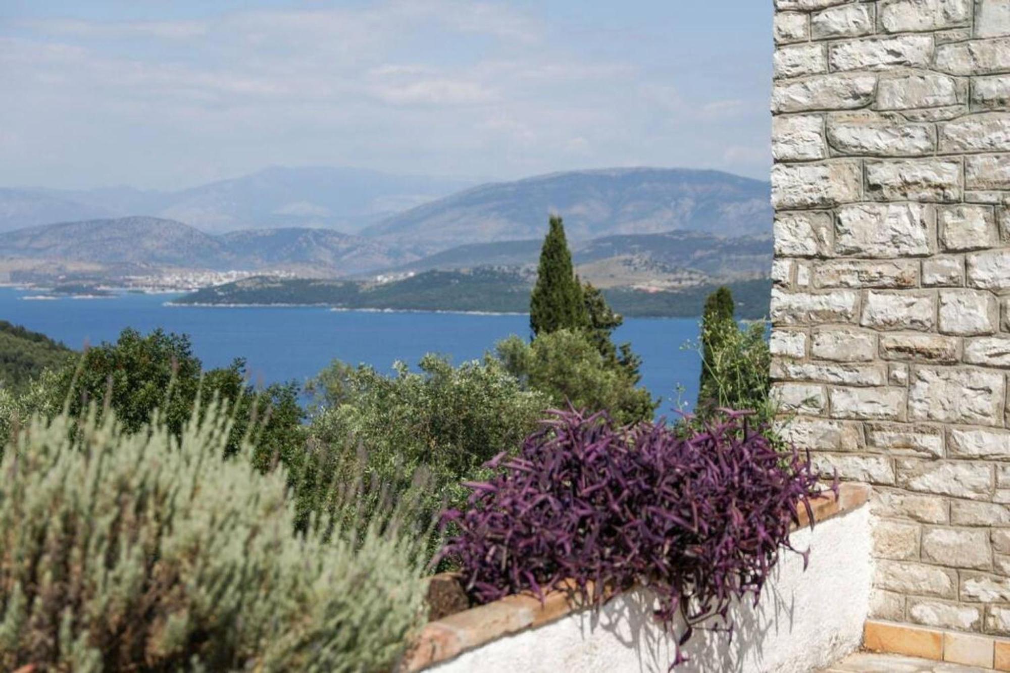 Sinies Stone Cottage - Ne Corfu Agnítsini 外观 照片